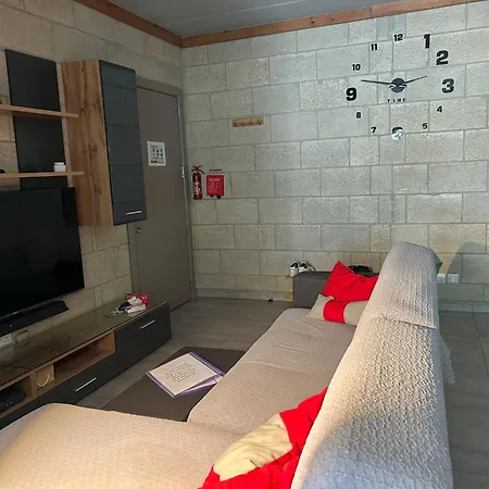 Two Bedroom In شقة مسيدا